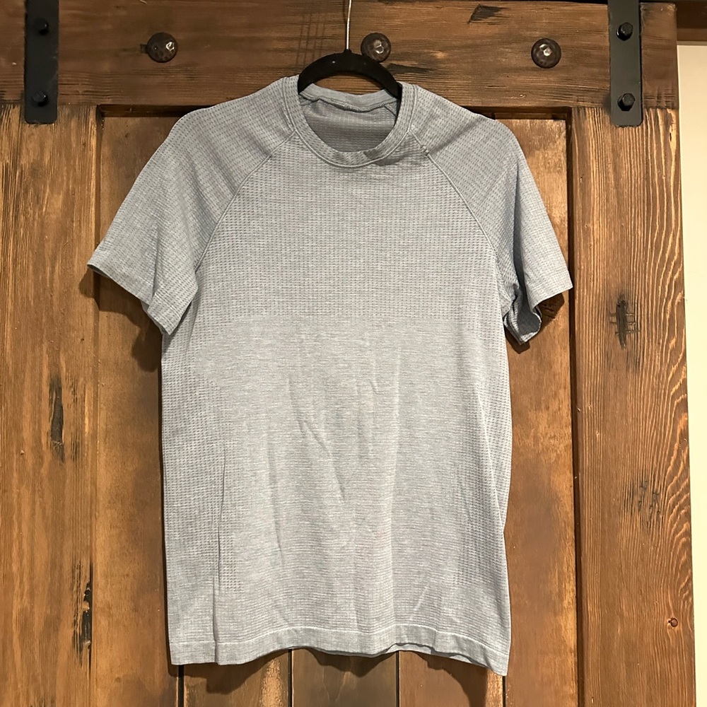 Lululemon Athletica Metal Vent Tech vapor/solar grey Short Sleeve Tee